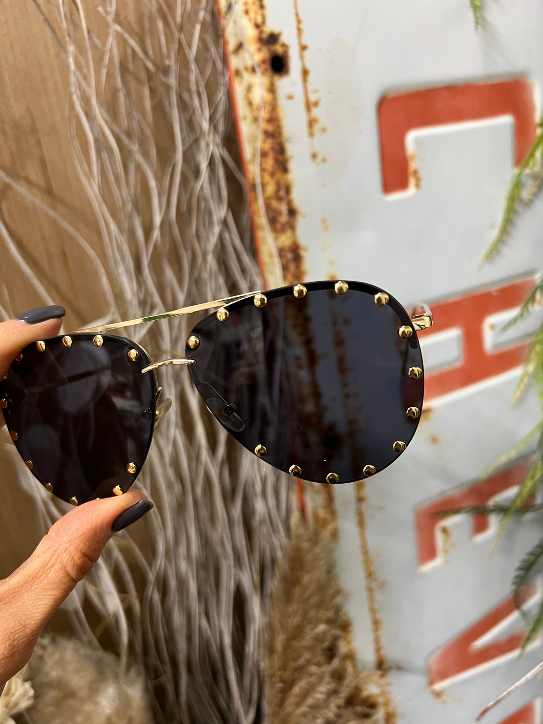 Showstopper Studded Sunnies